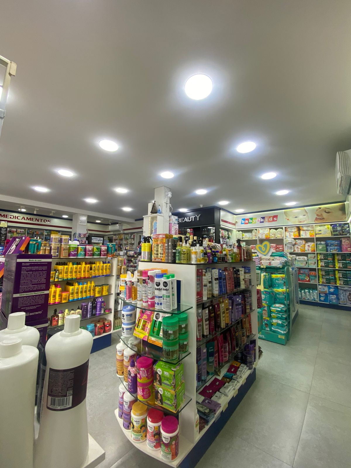 Corredor de produtos de saúde e higiene